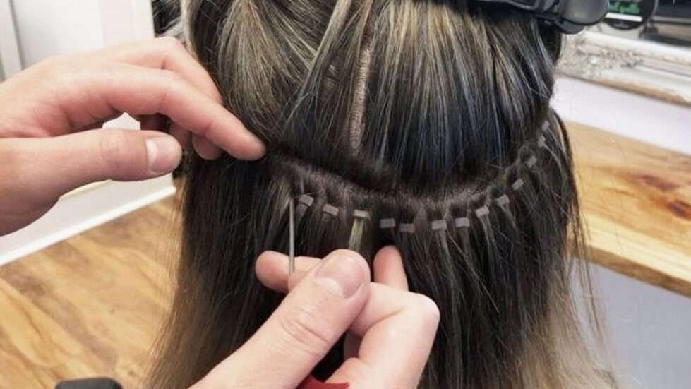 découvrez nos extensions de cheveux tissées de haute qualité pour un volume et une longueur naturels. faciles à poser et durables, elles sublimeront votre coiffure en un instant.