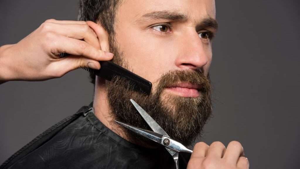 découvrez les meilleures techniques et conseils pour tailler votre barbe avec précision. apprenez à entretenir et styliser votre barbe pour un look soigné et élégant.